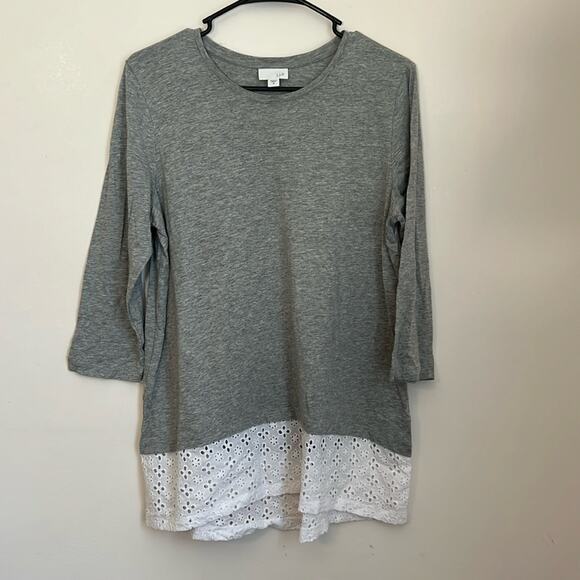 J. Jill Gray Tunic 3/4 Sleeve Top with White Eyelet Hem - Picture 1 of 7